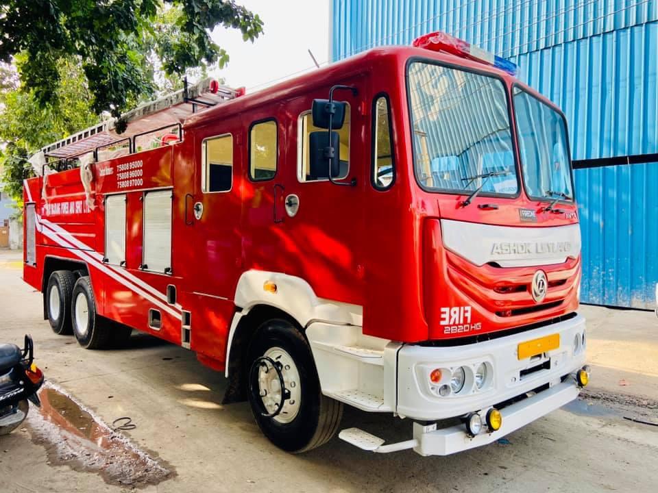 MULTIPUPOSE FIRE TRUCK.JPG